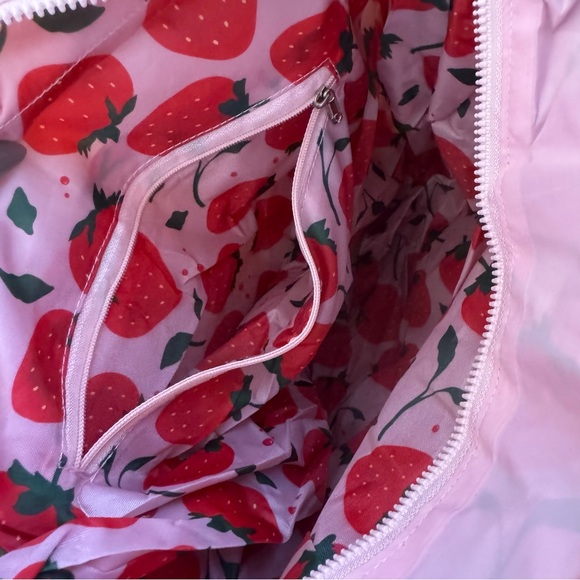 Simply Pop Era Pink Puffer Shoulder Bag - Picture 6 of 7